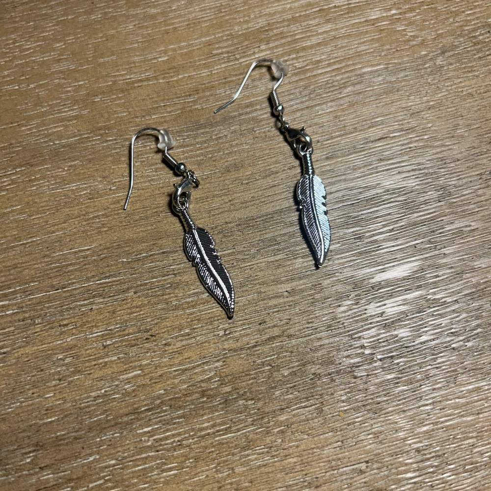Silver Feather Dangle Earrings